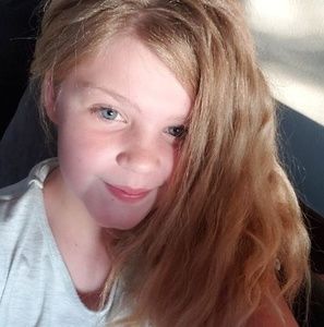 Meet your Posher, Ariana